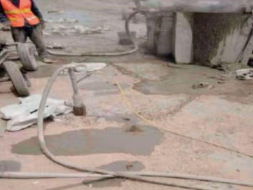 武平水泥混凝土路面板底注浆技术 路面脱空注浆整治方案